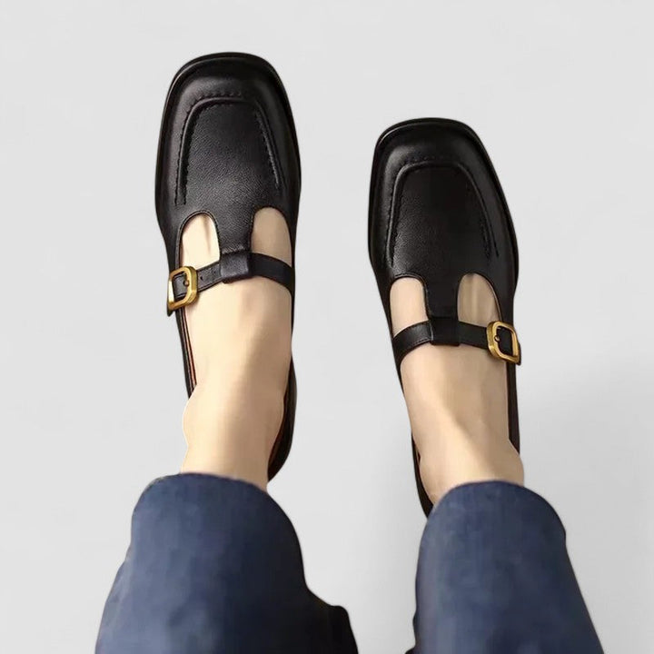 Kyrahnae | Mary Jane schoenen met orthopedische T-band