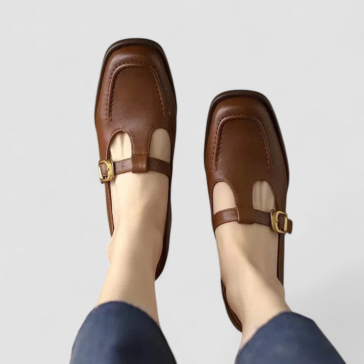 Kyrahnae | Mary Jane schoenen met orthopedische T-band