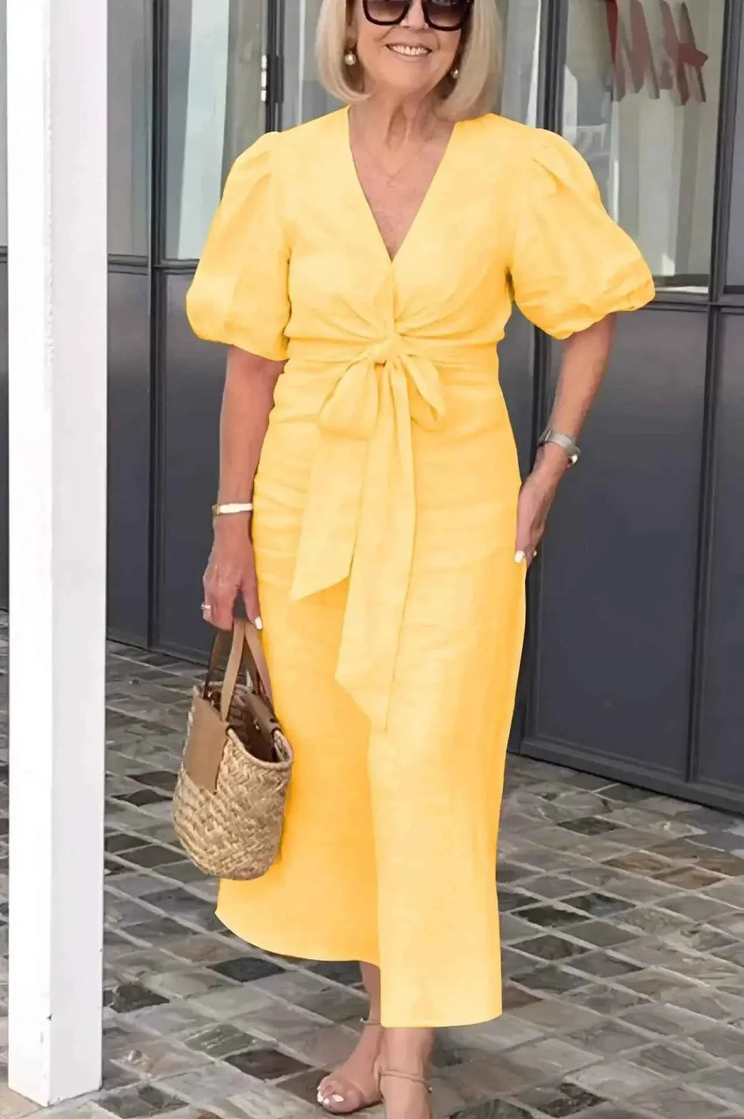 LYNORA | ELEGANTE MIDI JURK MET V-HALS